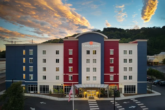 Candlewood exterior