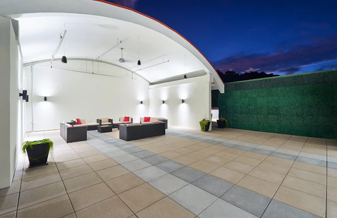 Rooftop lounge